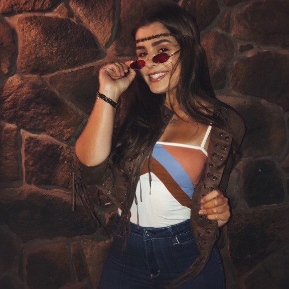 Meet your Posher, Jessie - Picture 3 of 8